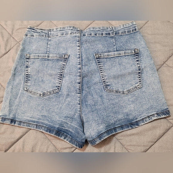 WILD FABLE Jeans Shorts - Picture 2 of 3